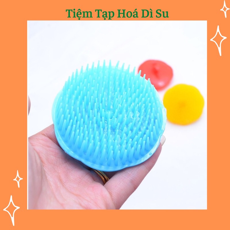 Lược gội đầu matxa tăng tuần hoàn máu, sạch bụi bẩn trên da đầu