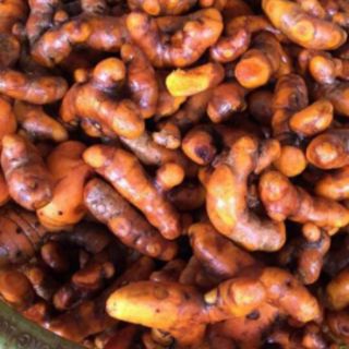 Tinh bột nghệ nhà làm