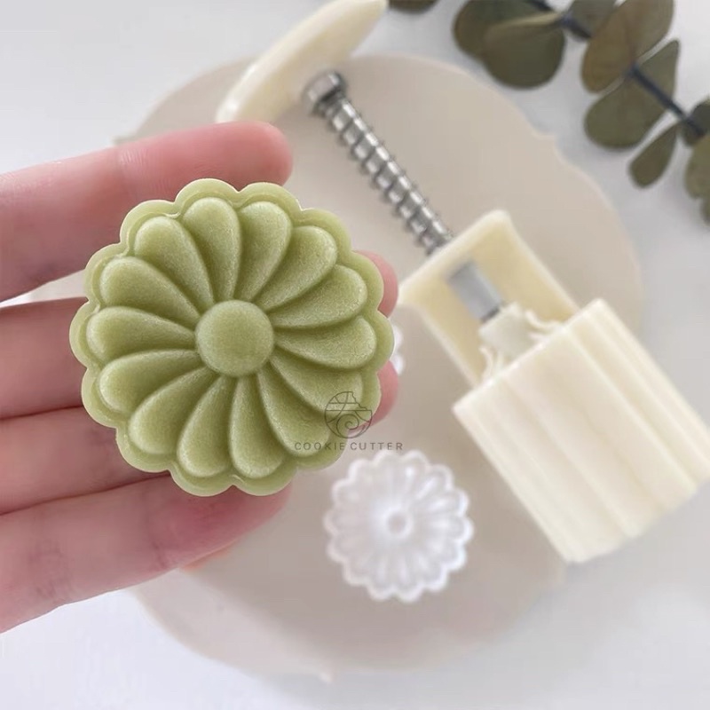 khuôn đóng bánh trung thu 50gr 2 mặt hoa