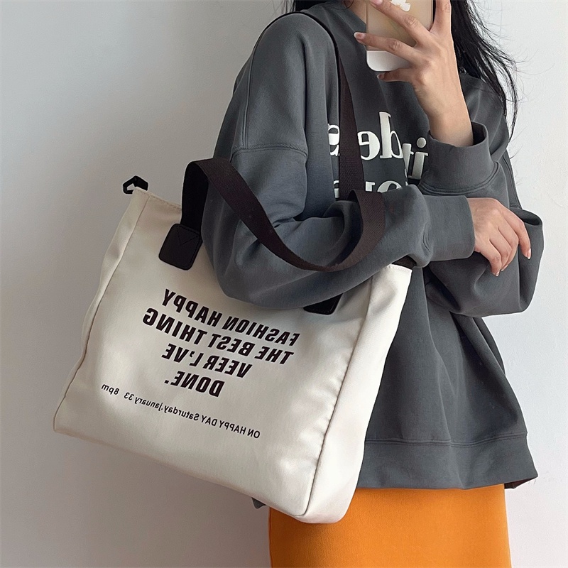 Túi Canvas Đeo Chéo 2022 Mới Đa Năng In Họa Tiết Dễ Thương Cho Nữ