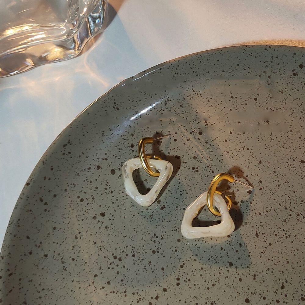 Bông Tai VANES1 Hình Tam Giác Bằng Acrylic Phong Cách Cổ Điển Thời Trang Cho Nữ