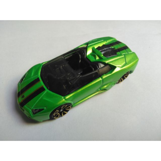 Xe Hotwheels Lamborghini Reventon Roadster xanh lá sọc đen , xe đẹp như mới