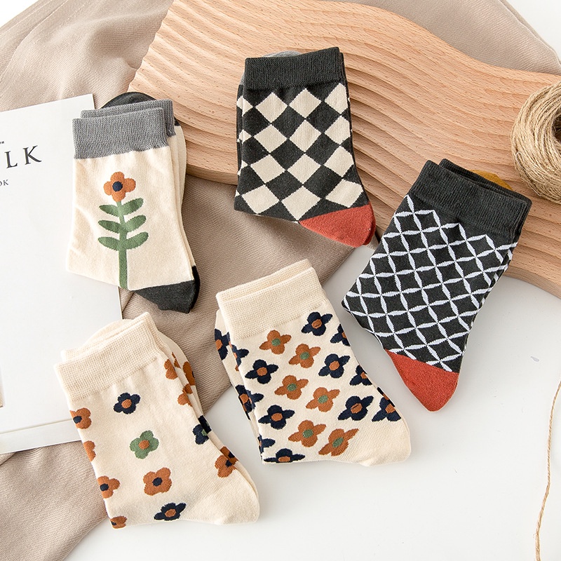 Vớ tất cổ cao hình bông hoa vinatge phong cách Hàn Quốc