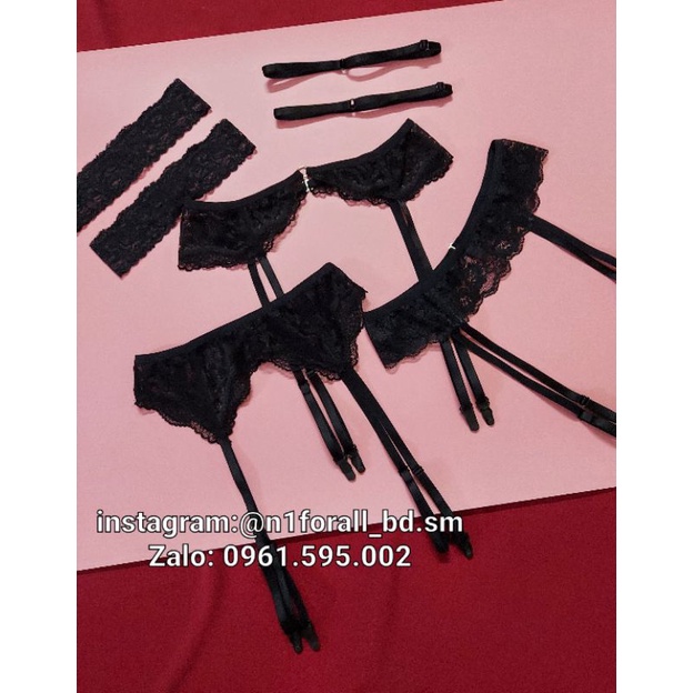 Kẹp tất kẹp vớ hàng đẹp tặng kèm choker đùi
