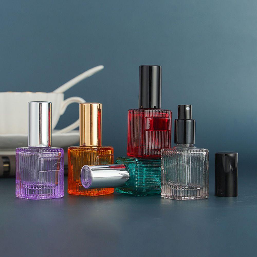 Bình Đựng Nước Hoa Dạng Xịt Bằng Thủy Tinh Màu Sắc Ngọt Ngào