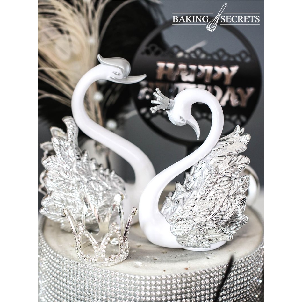 Trang trí thiên nga bạc ngẩng đầu