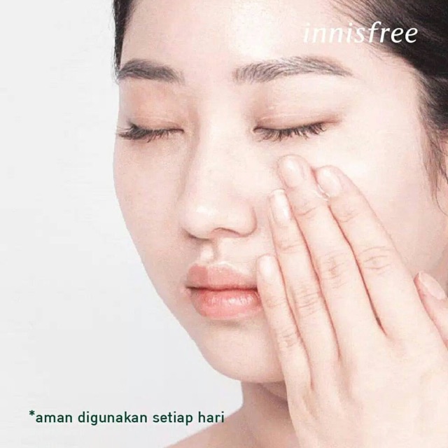 Nước hoa hồng Innisfree Green tea balancing skin EX