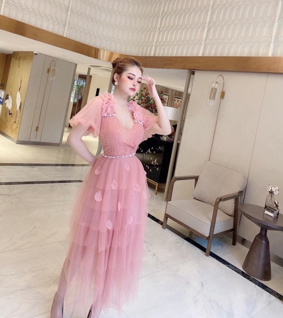 Đầm tầng đính hoa 3D ( ẢNH VÀ VIDEO THẬT 1000)