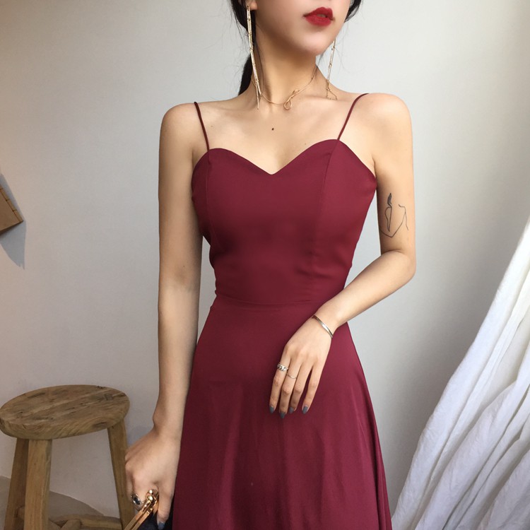 Váy hở lưng đan dây sexy | BigBuy360 - bigbuy360.vn