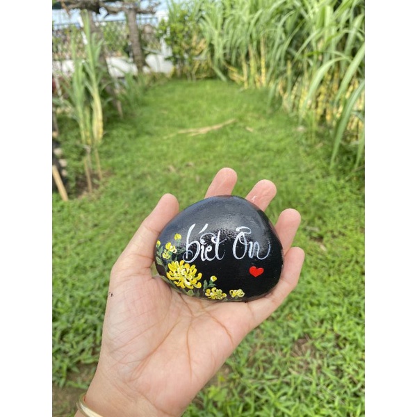 Hòn đá biết ơn mẫu Biết Ơn