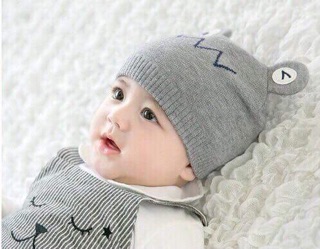 Mũ len mắt ếch bé trai và bé gái đều đội được.