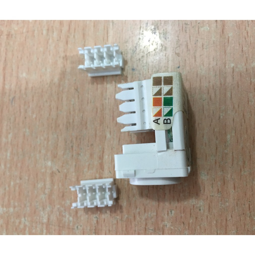 Nhân Mạng Sino Vanlock RJ45 Âm Tường Lỗ Tròn