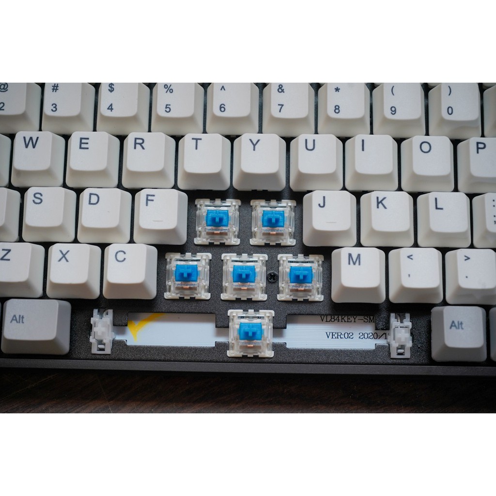 Bàn phím cơ không dây chơi game E-DRA EK384W - Gateron Switch