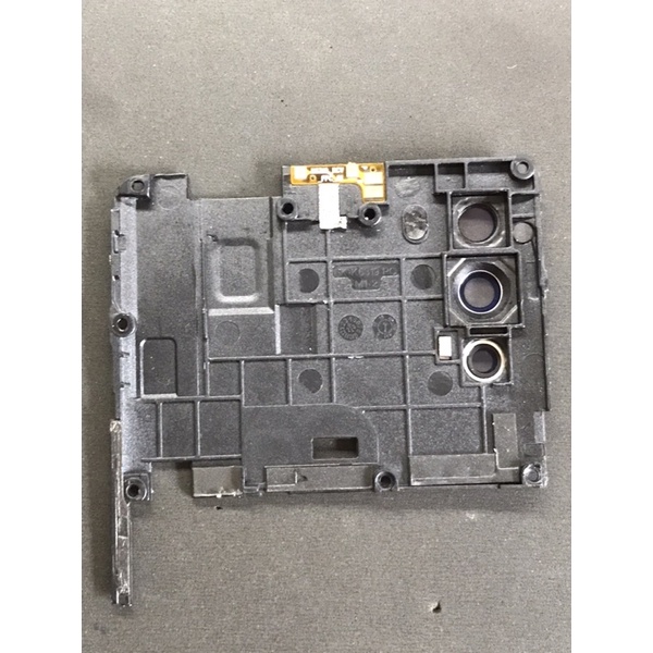 Kính Camera Vsmart Active 3 / V530A zin Tháo Máy