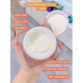 kem dưỡng da v7