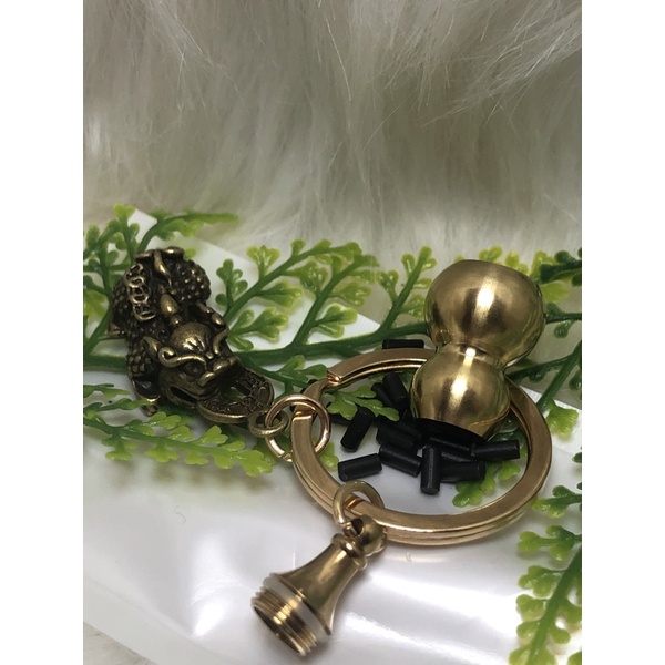 MÓC KHOÁ ĐỒNG + 30 VIÊN ĐÁ