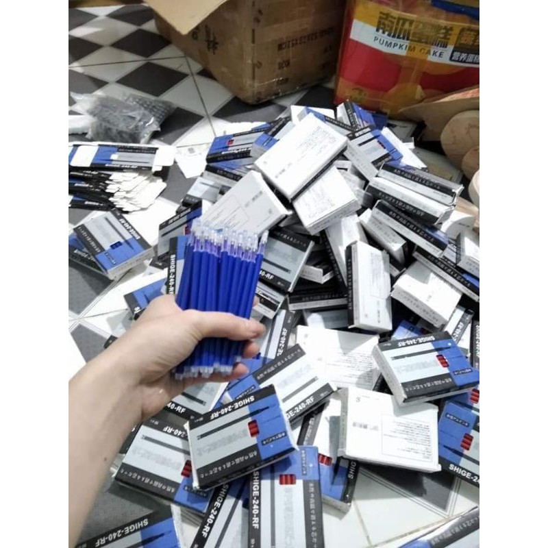 Bút bay mực là nóng khi ủi 10 bút hàng hót