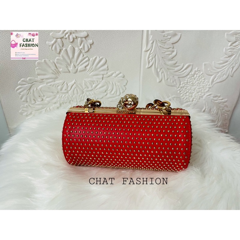 Clutch dự tiệc kiểu nằm ngang phối xích cá tính