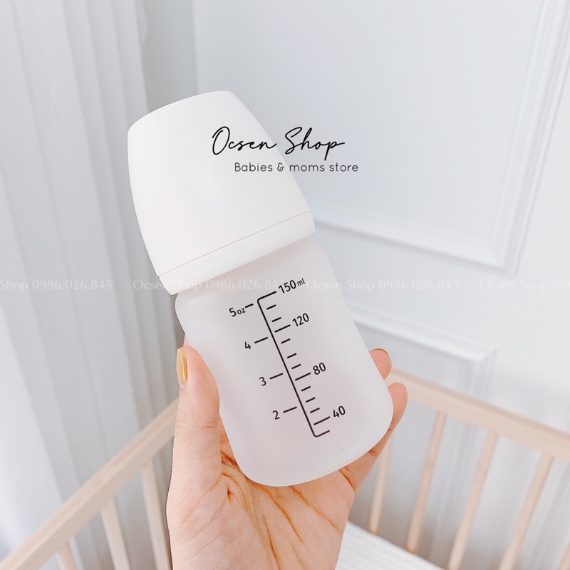 Bình sữa Moyuum Hàn Quốc 150/240ml phiên bản thuỷ tinh bọc silicone siêu nhẹ,cách nhiệt giảm nóng khi pha sữa,độ bền cao