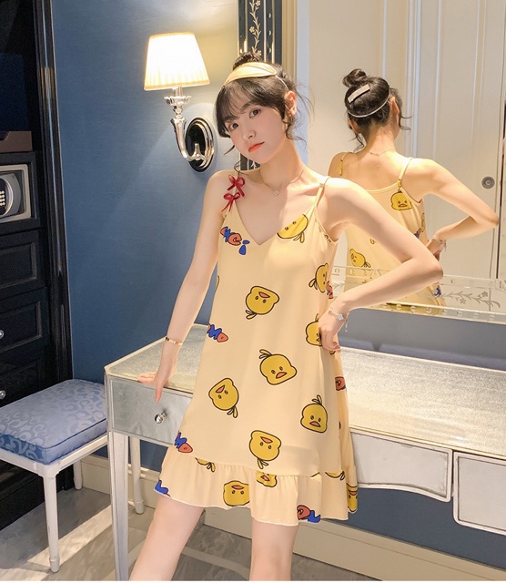[Mã FASHIONGREEN44 giảm 10K đơn 50K] Váy Ngủ Hai Dây Có Đệm Ngực Đuôi Xếp Li Hot 2020 | BigBuy360 - bigbuy360.vn