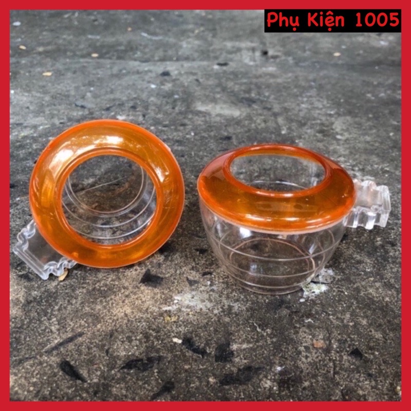 Cóng nhựa đựng thức ăn, nước cho chim lớn