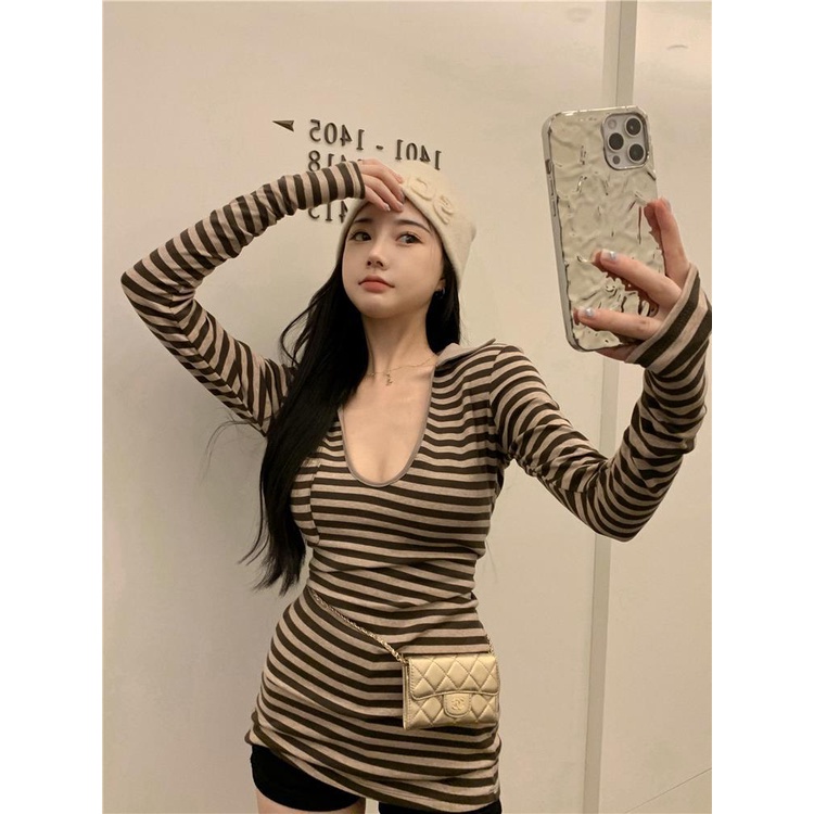 Áo Thun Tay Dài Cổ Chữ U Họa Tiết Sọc Ngang Thời Trang Cho Nữ | BigBuy360 - bigbuy360.vn