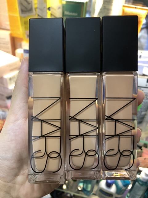 Kem nền Nars radiant longwear 30ml