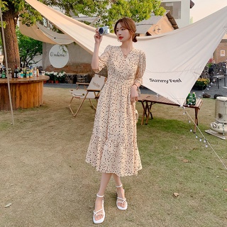 Đầm Chiffon Dáng Chữ A Cổ V Chiết Eo Xinh Xắn