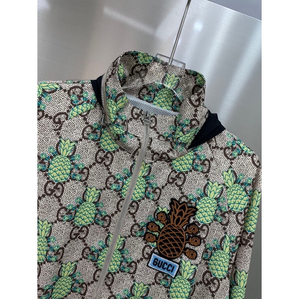 Áo khoác gió cho nam và nữ thương hiệu Gucci GC cao cấp mẫu 2022