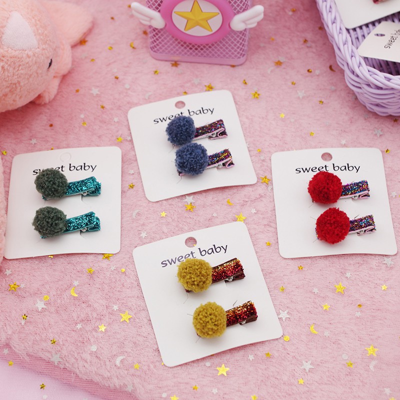 Kẹp tóc kim tuyến đính quả cầu lông nhỏ xinh xắn độc đáo cho bé gái