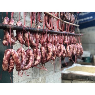 Lạp sườn Cao Bằng thịt lợn đen