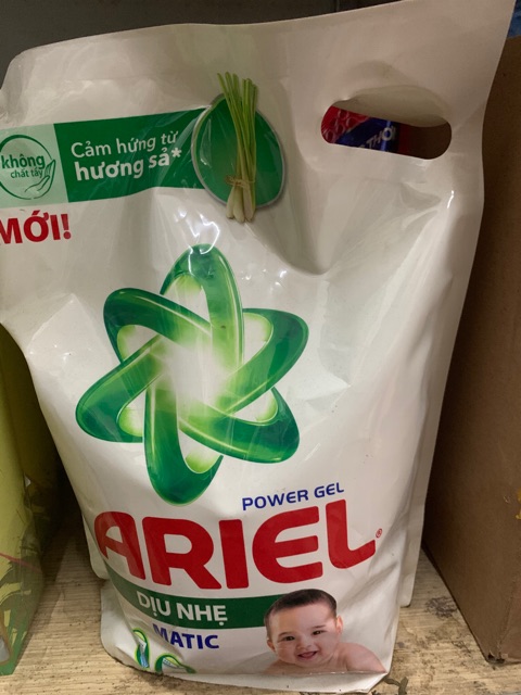 Nước Giặt Ariel Hương Downy Túi 3.2Kg và 3.5kg