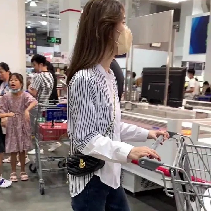 Áo Sơ Mi Tay Dài Kẻ Sọc Chống Lão Hóa Thiết Kế Thời Trang Cho Nữ