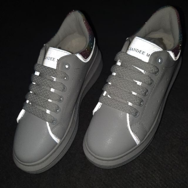 [FREESHIP + FULL BOX] Giày thể thao nữ MCQ gót nhũ phản quang phát sáng mã 888 đế 3cm hot hit