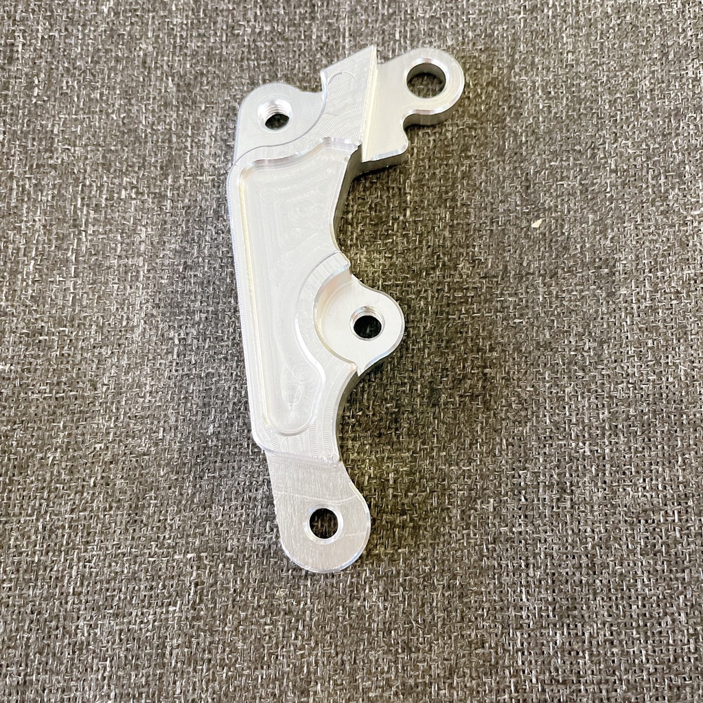 PÁT CNC - Pát Trước xe VARIO/CLICK/VISION gắn Heo Dầu Trước Nissin Thái 2piston đi đĩa size 220mm, CNC sắc nét, tỷ mỉ