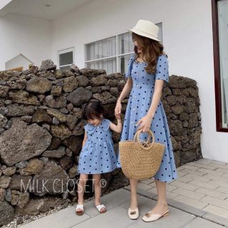Đầm lụa 2 mẹ con có khóa cho con ti