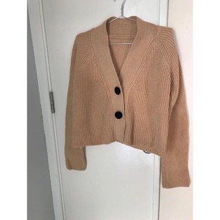 áo khoác len màu nâu