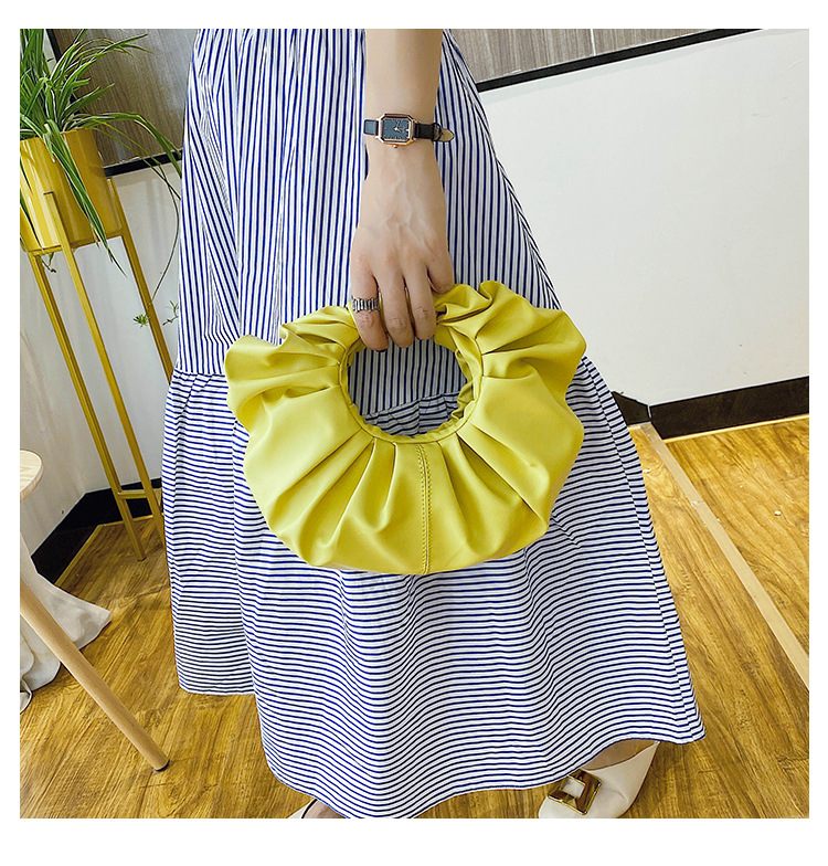 Túi Xách Mềm Mại Họa Tiết Đám Mây Xinh Xắn Cho Nữ