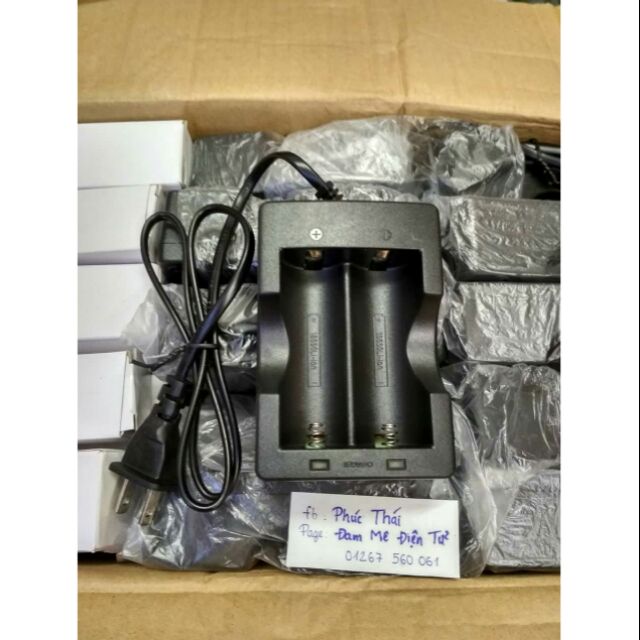Bộ sạc 2 pin 18650