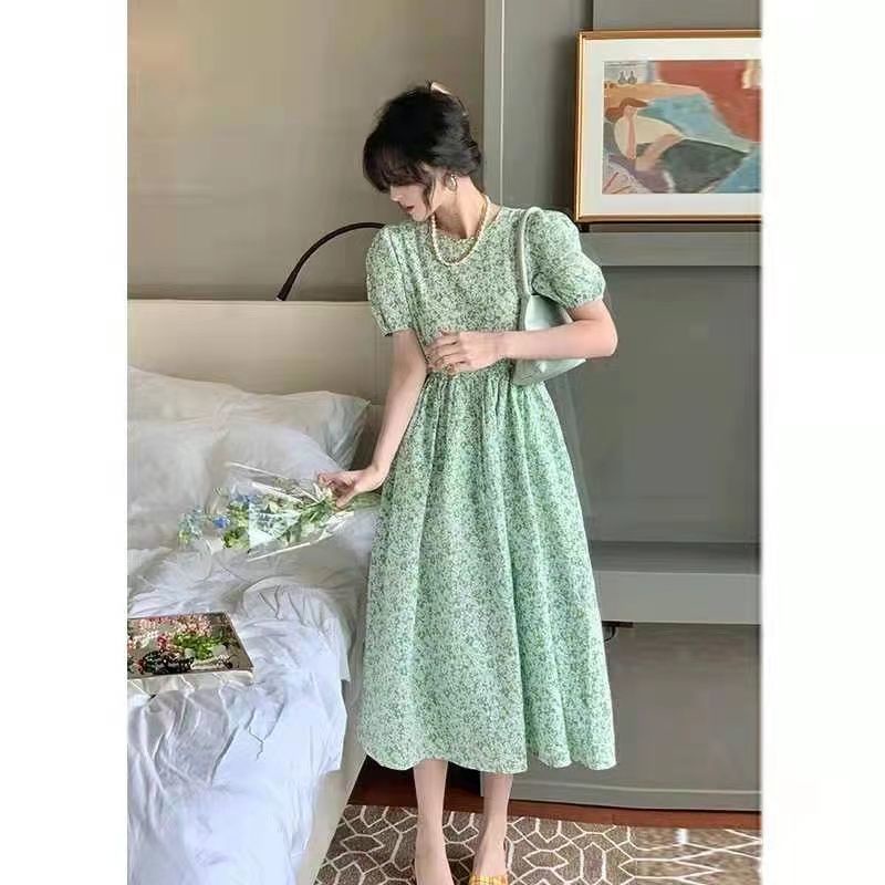 Đầm dài IELGY dáng chữ A lưng cao màu xanh lá kiểu Pháp thời trang hè cho nữ