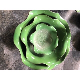 Bát Sen Thả Hoa Rạn Đẹp