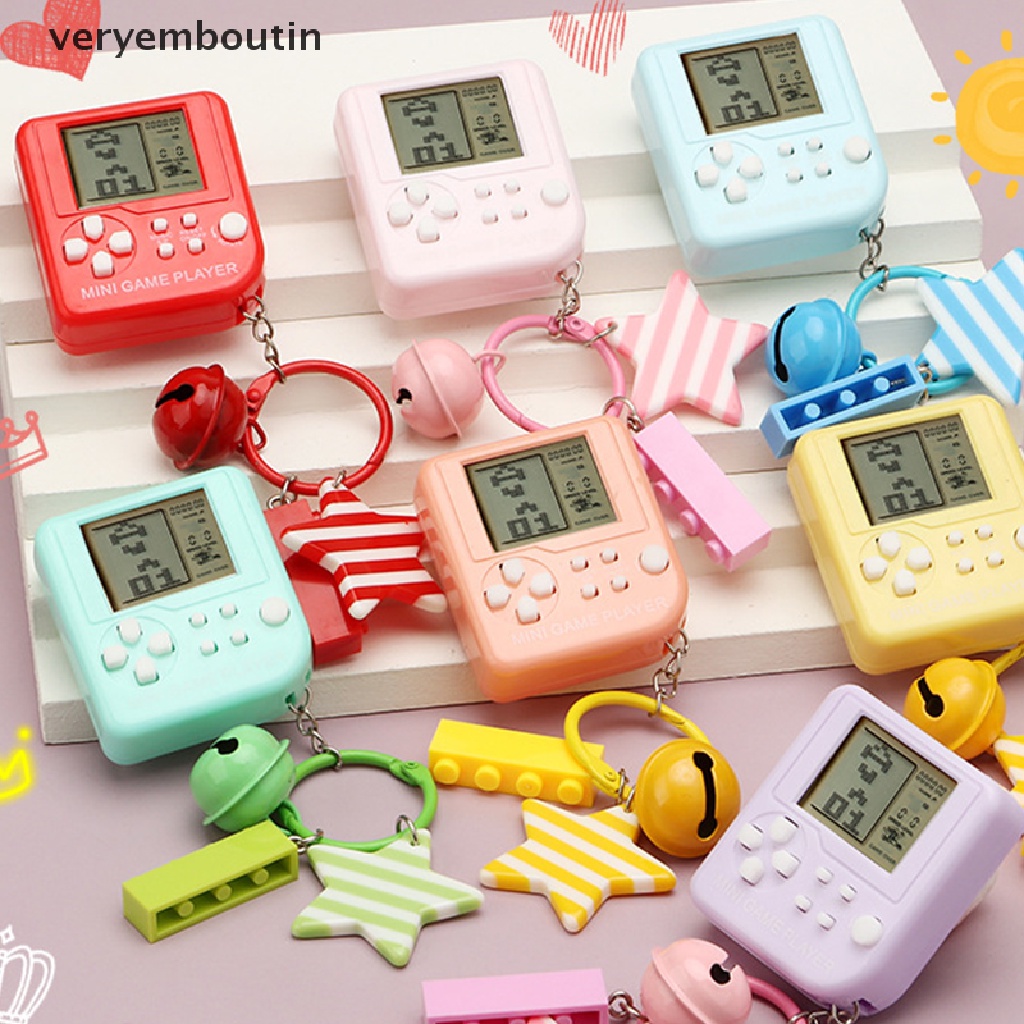 1 Máy Chơi Game Cầm Tay Mini Cổ Điển Hoài Niệm Kèm Móc Khóa