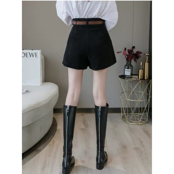 (Hot Trend) QUẦN SHORT NỮ NHUNG TĂM SANG CHẢNH, Quần Đùi Nữ Thời Trang Cực Xinh Xắn - MAY Fashion