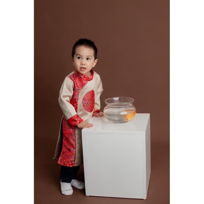 Áo dài gấm cách tân bé trai Hoàng Kim 1-8y