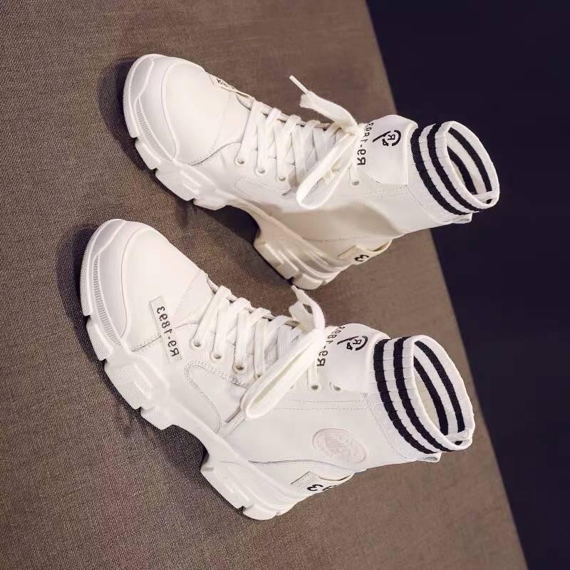 Giày bốt cổ chun kẻ sọc ôm chân, giày boots cao cổ đế độn 3cm.