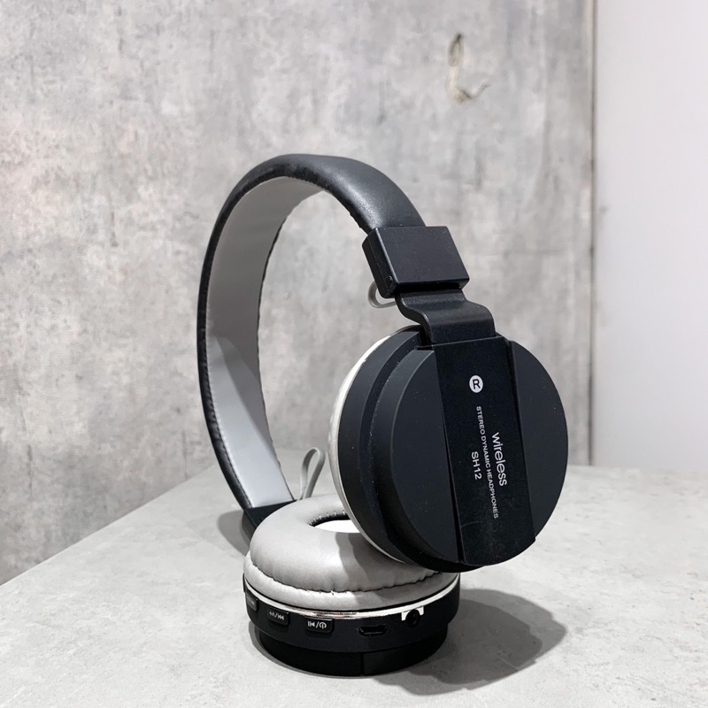 Tai nghe chụp tai bluetooth