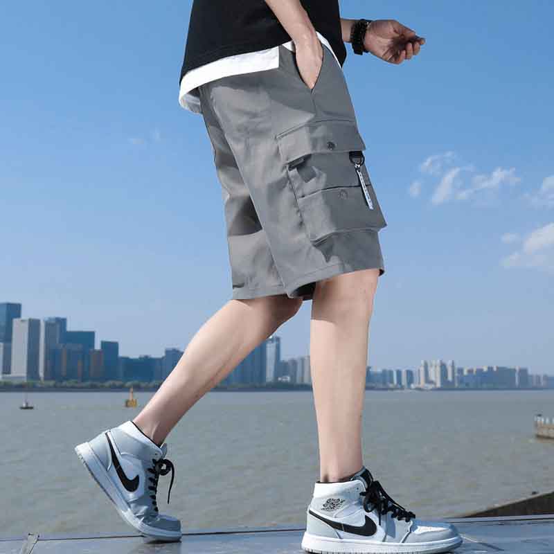 Quần Short Jogger Màu Đen Phối Nhiều Túi Phong Cách Hip Hop Cá Tính Cho Nam