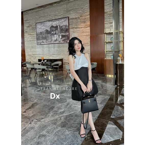 Đầm hở lưng nơ sau