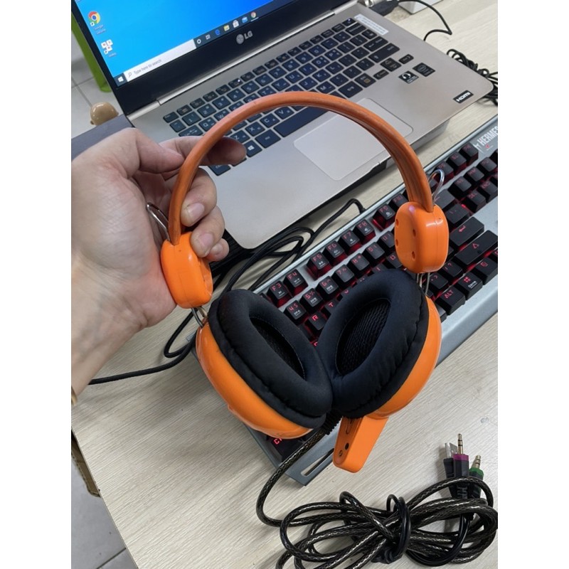 Thanh lý tai nghe lightning a2 Led | BigBuy360 - bigbuy360.vn