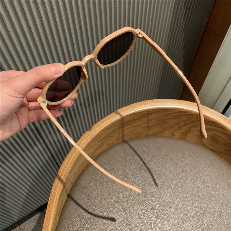 Kính mát nữ cao cấp thời trang LATIO mắt kính chống tia UV bảo vệ mắt mẫu mới nhất 2021 LATIO KM17 | BigBuy360 - bigbuy360.vn